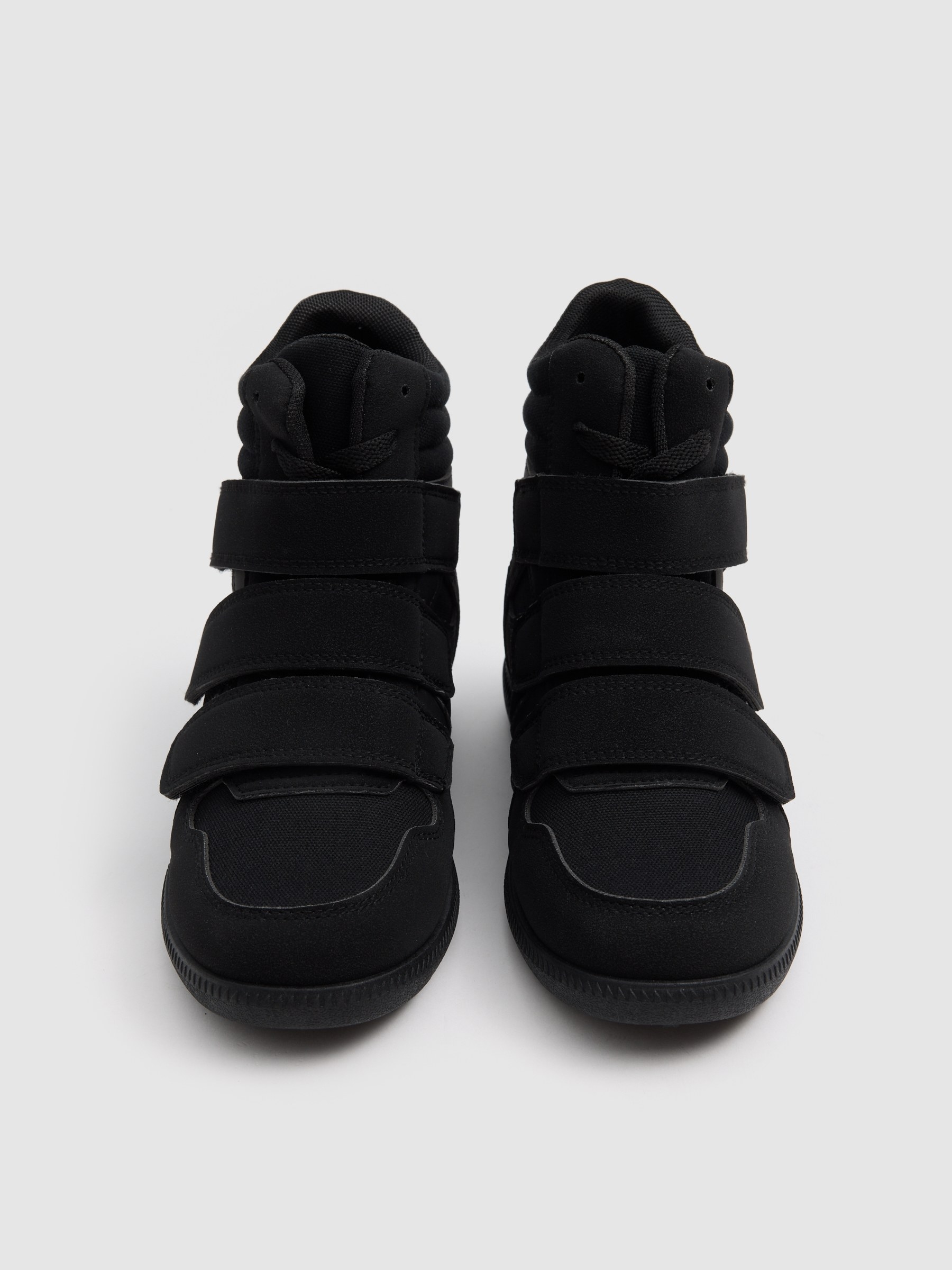 Sporty wedge ankle boot with Velcro straps and platform black
