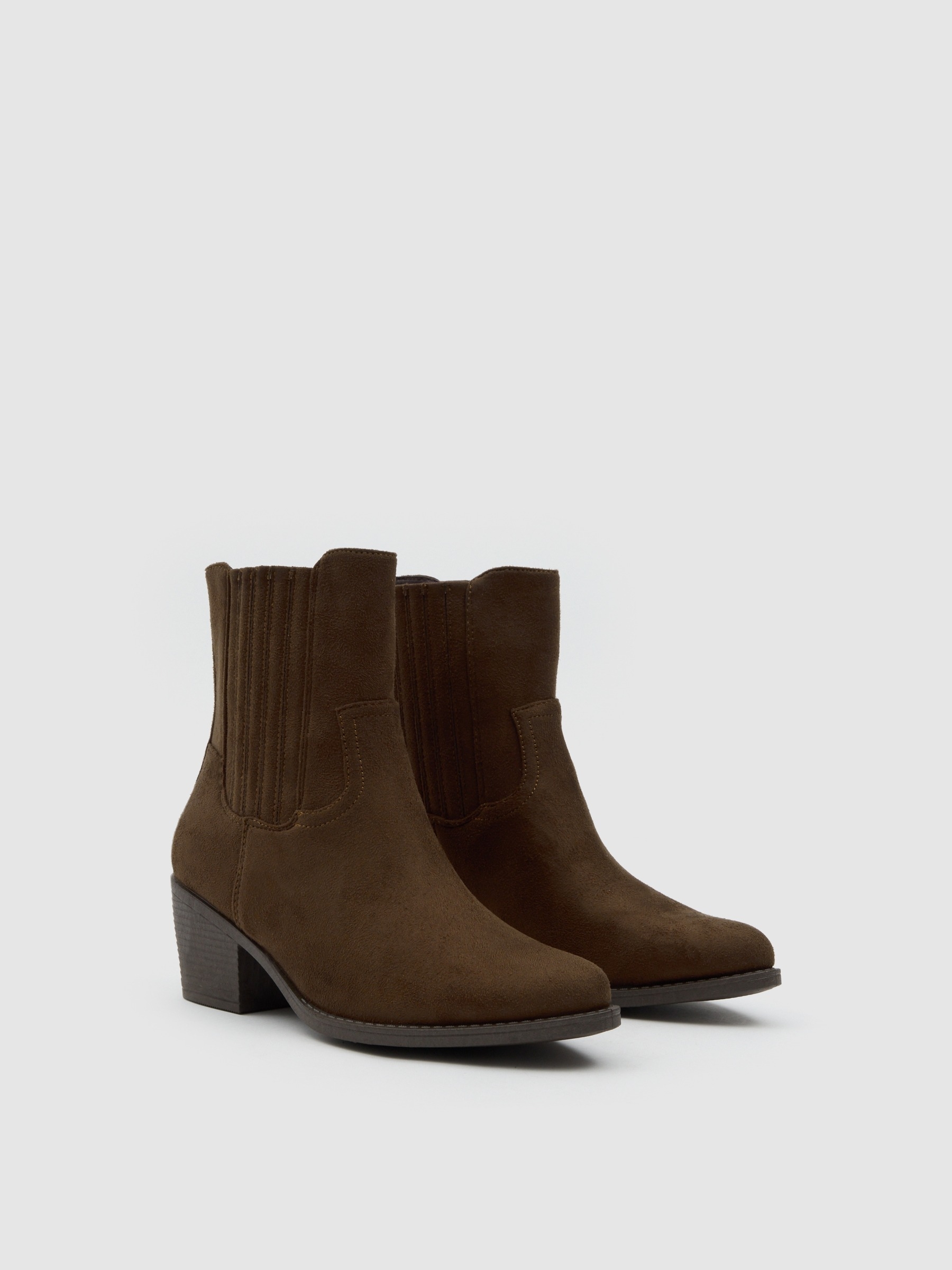 Elastic cowboy ankle boot wide heel brown