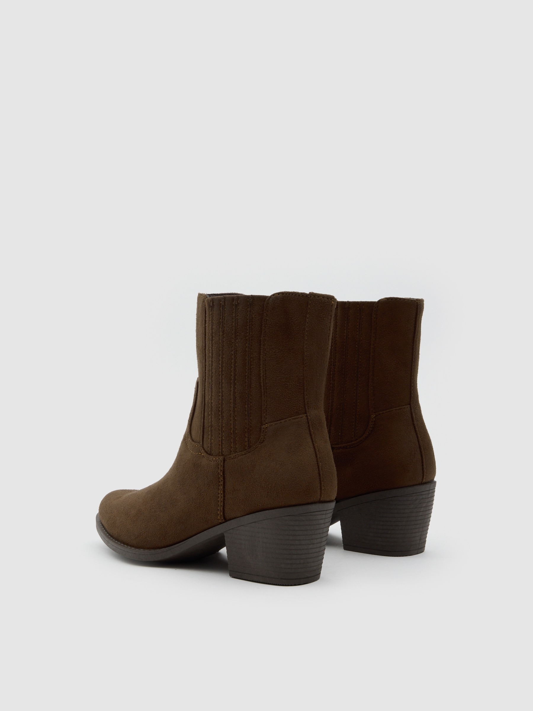 Elastic cowboy ankle boot wide heel brown