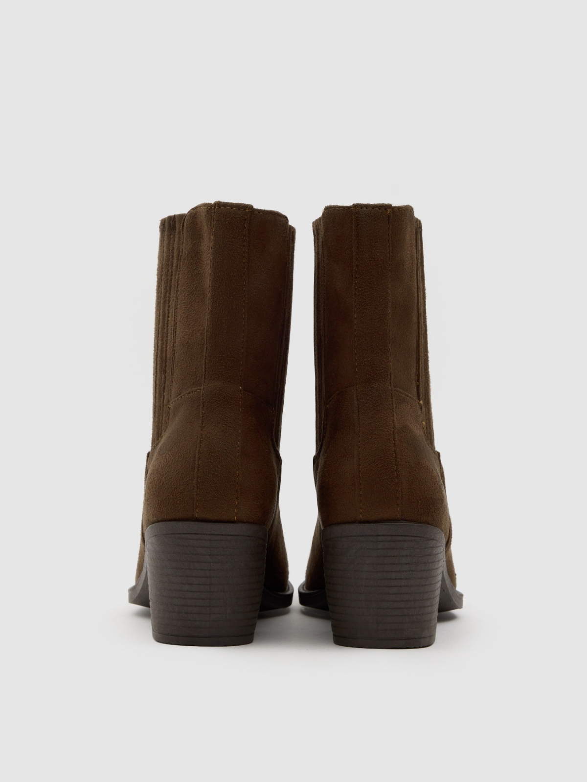 Elastic cowboy ankle boot wide heel brown detail view