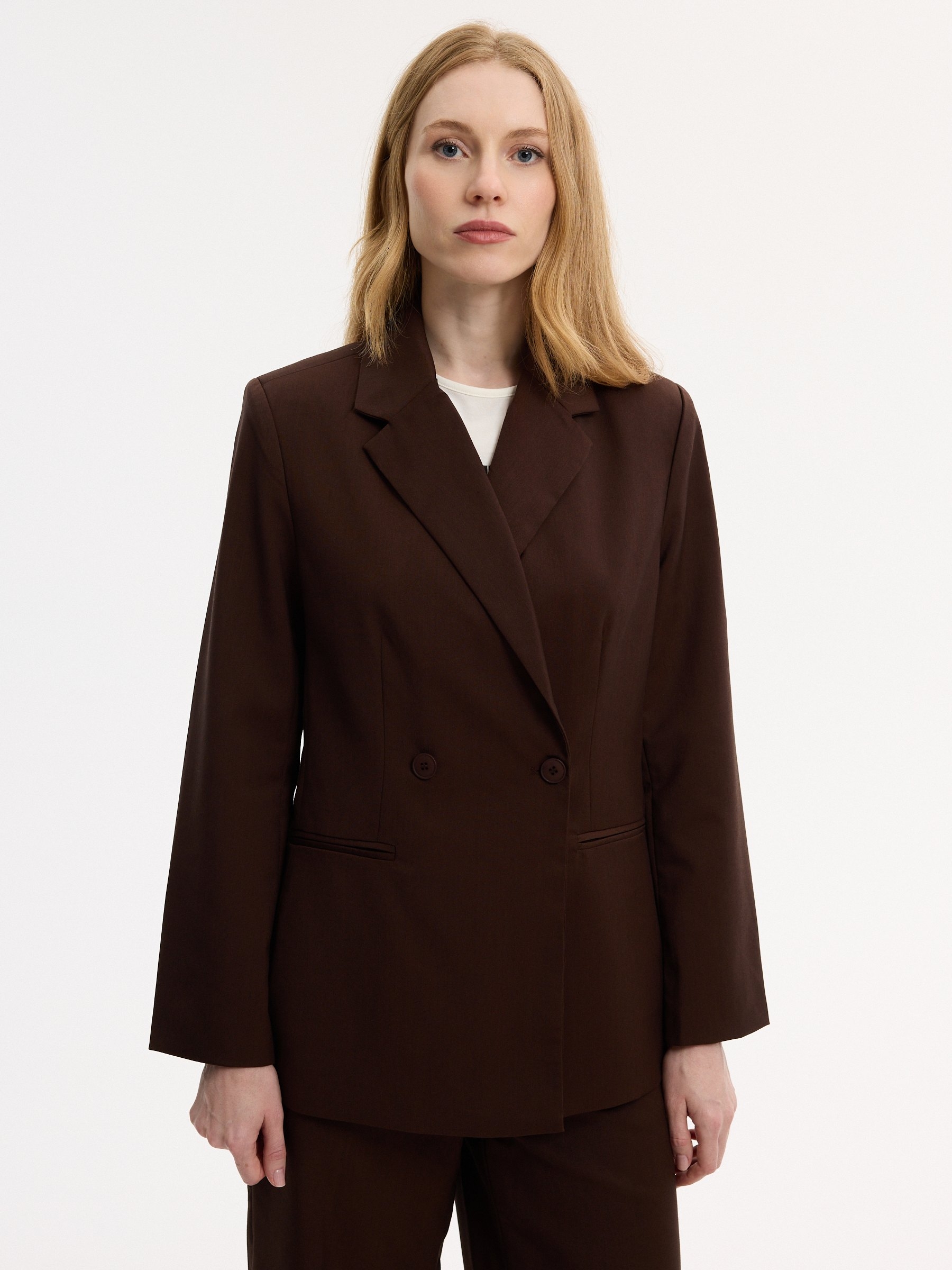 Double-breasted slim fit blazer chocolate middle front view