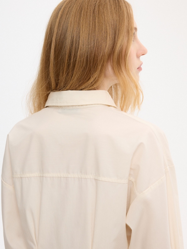 Plain oversized shirt with darts off white detail view