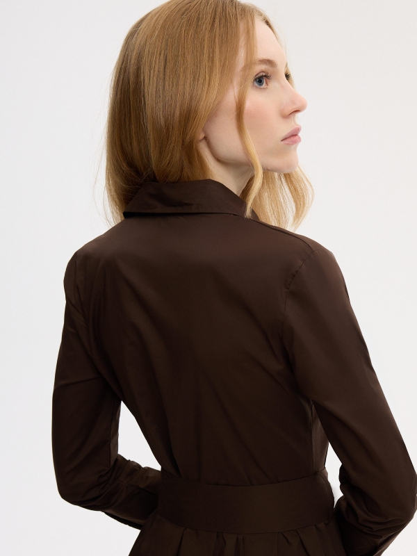 Midi shirt dress in plain poplin chocolate detail view