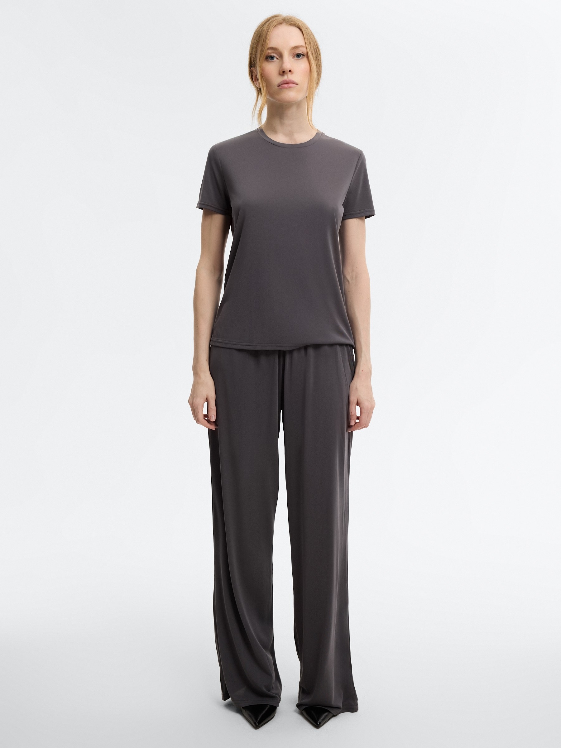 Modal crew neck T-shirt dark grey middle front view