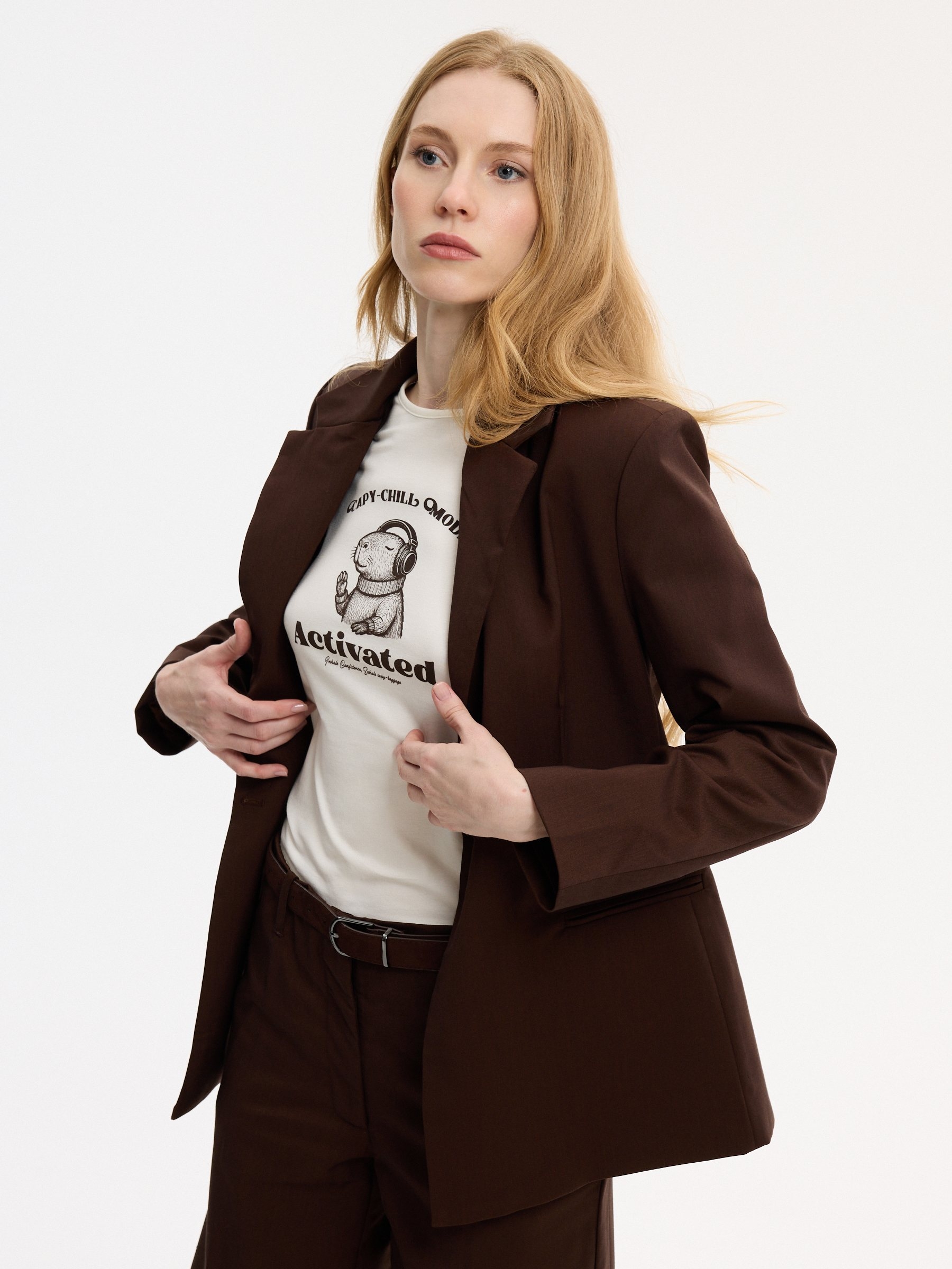 Double-breasted slim fit blazer chocolate middle front view