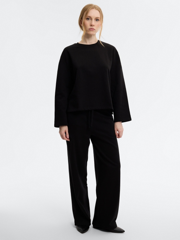 Basic crew neck fleece sweatshirt black front view