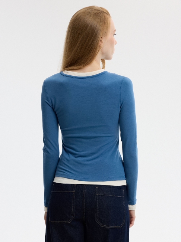 Double-button T-shirt steel blue middle back view