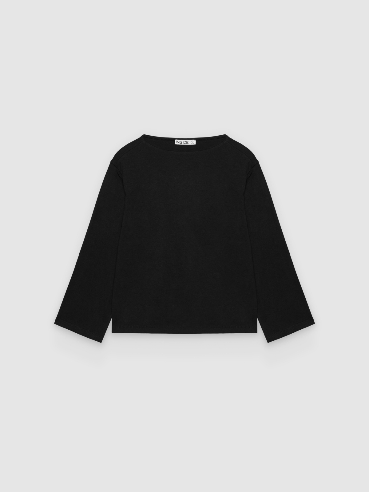 %Pto% Camiseta básica manga larga cuello barco negro vista frontal
