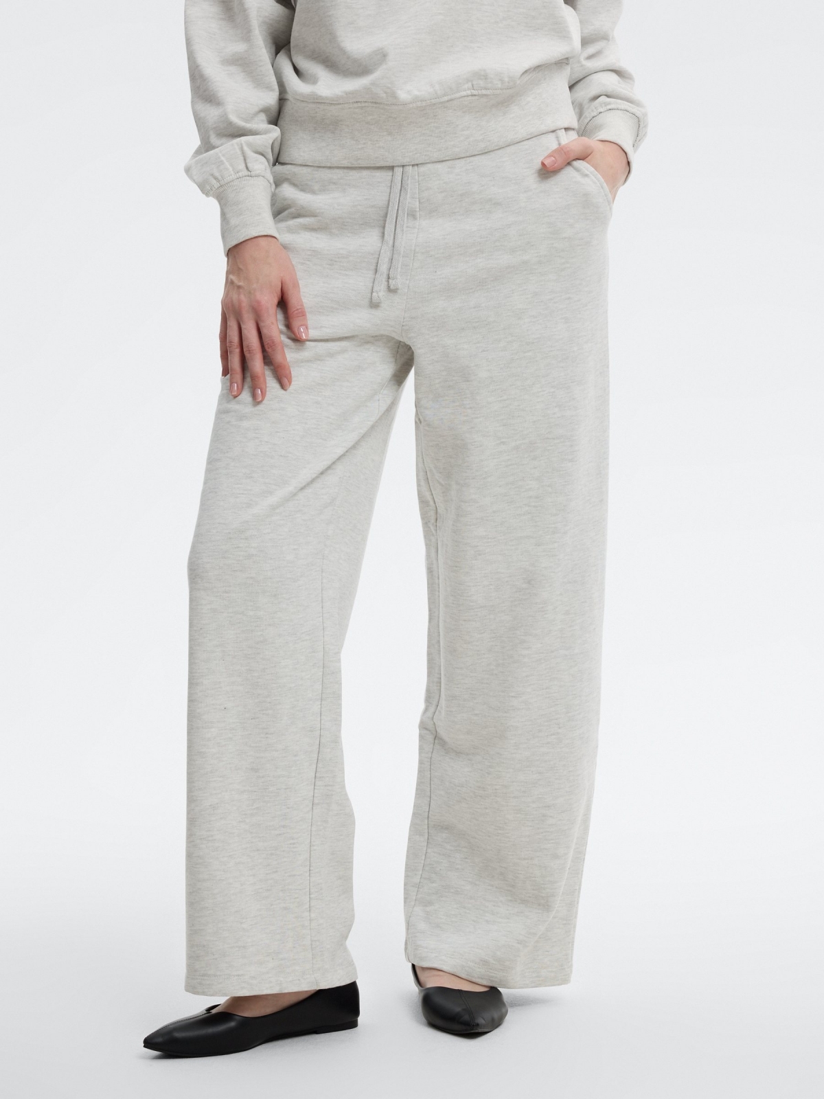 Pantalón chándal felpa liso tiro alto melange claro vista media frontal