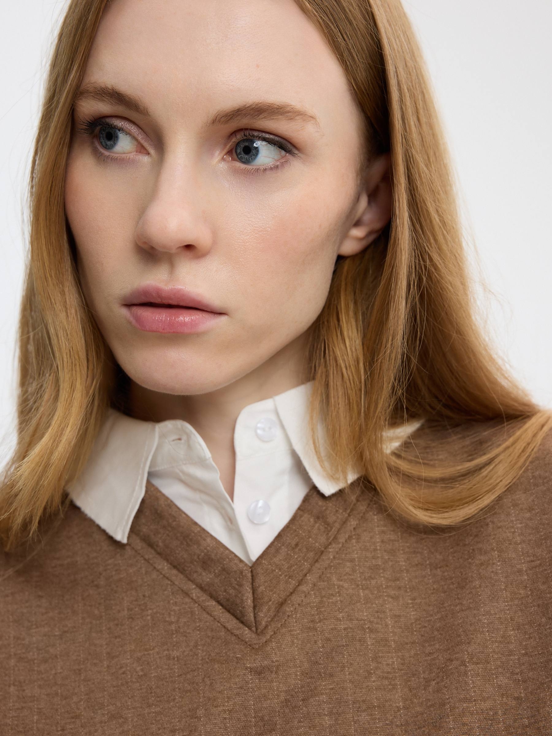 Striped T-shirt with shirt collar and long sleeves taupe middle front view