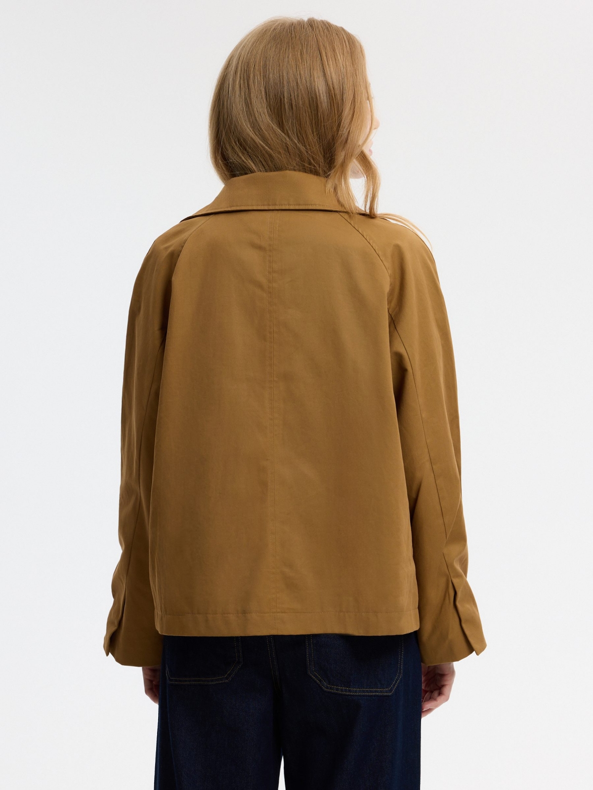 Short oversized camel trench coat cinnamon middle back view