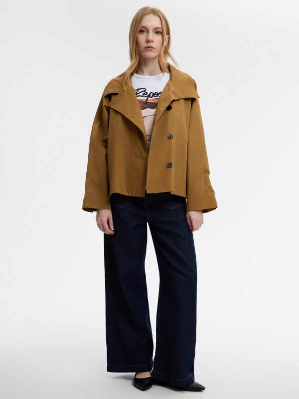 Short oversized camel trench coat cinnamon front view
