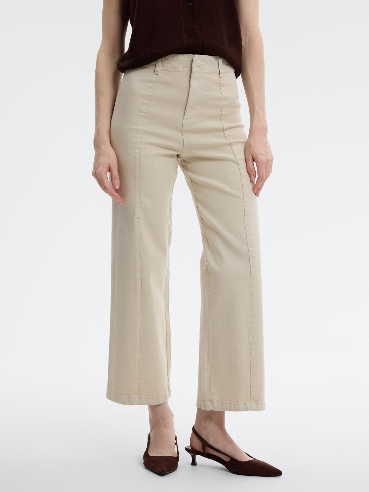 High-waisted culotte pants sand middle front view