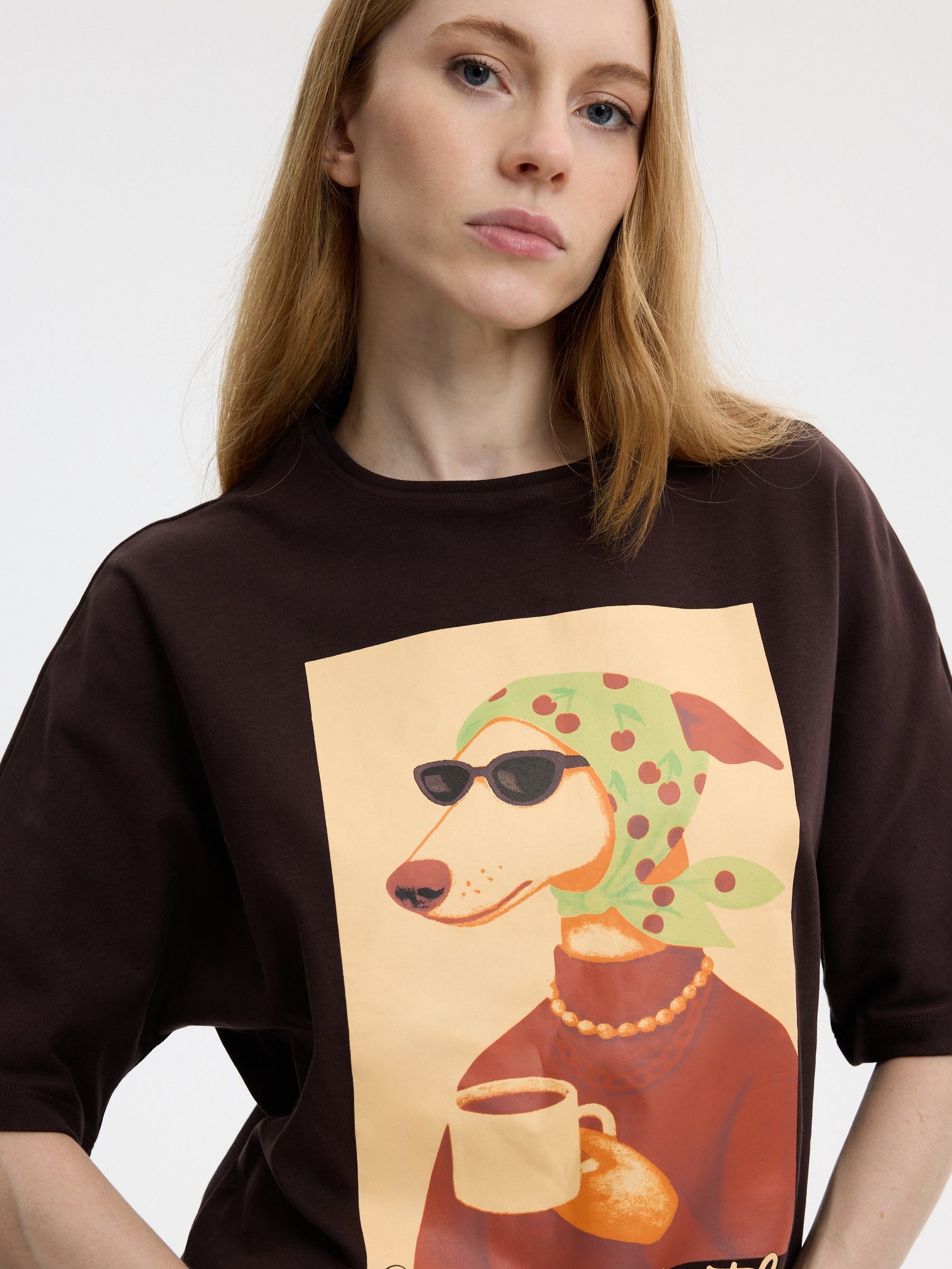 Oversized rustic dog T-shirt chocolate middle front view