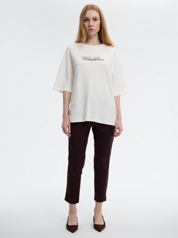 Camiseta oversize estampado blanco roto vista general frontal