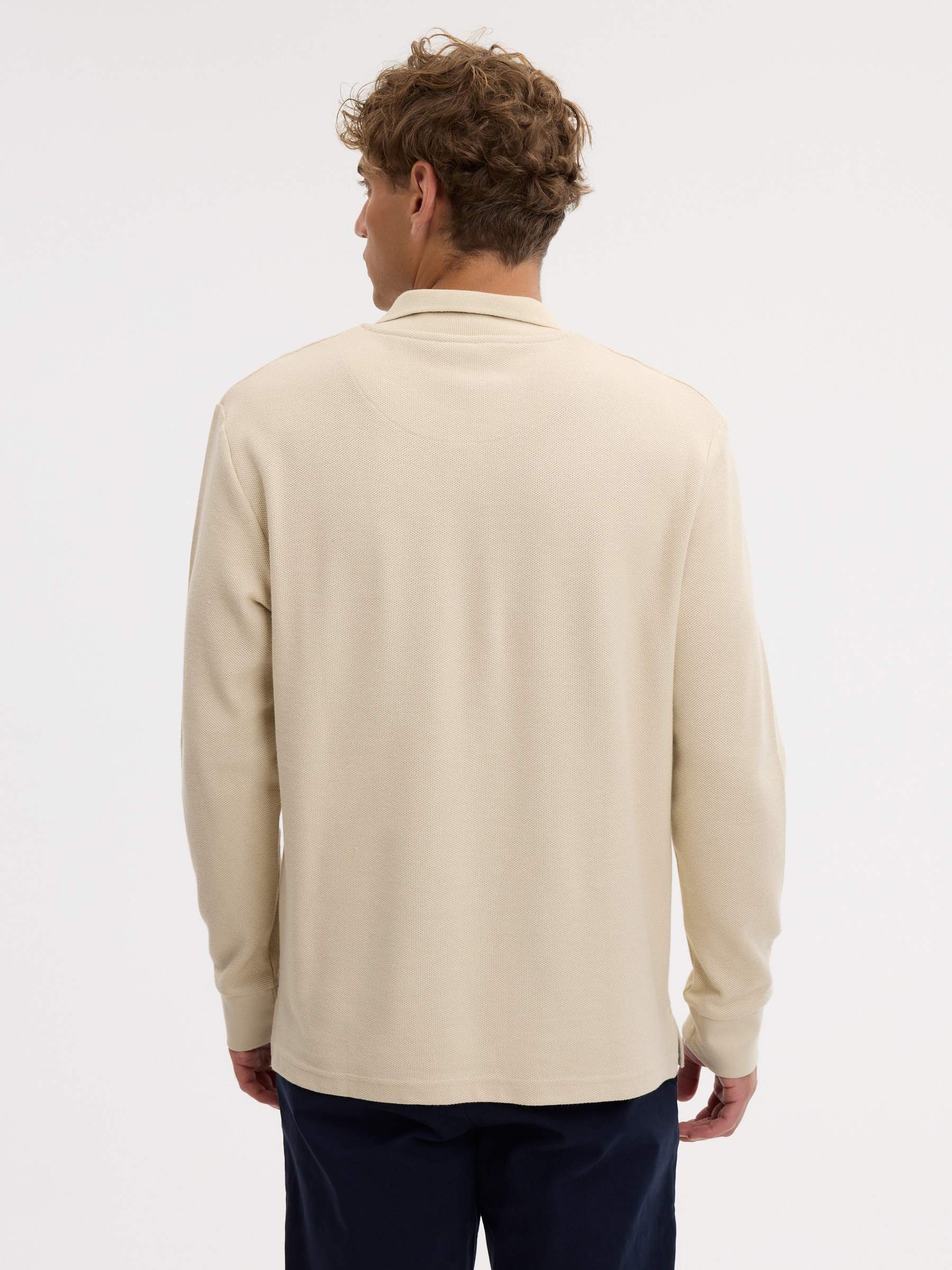 Plain long-sleeve oversized polo raw middle front view