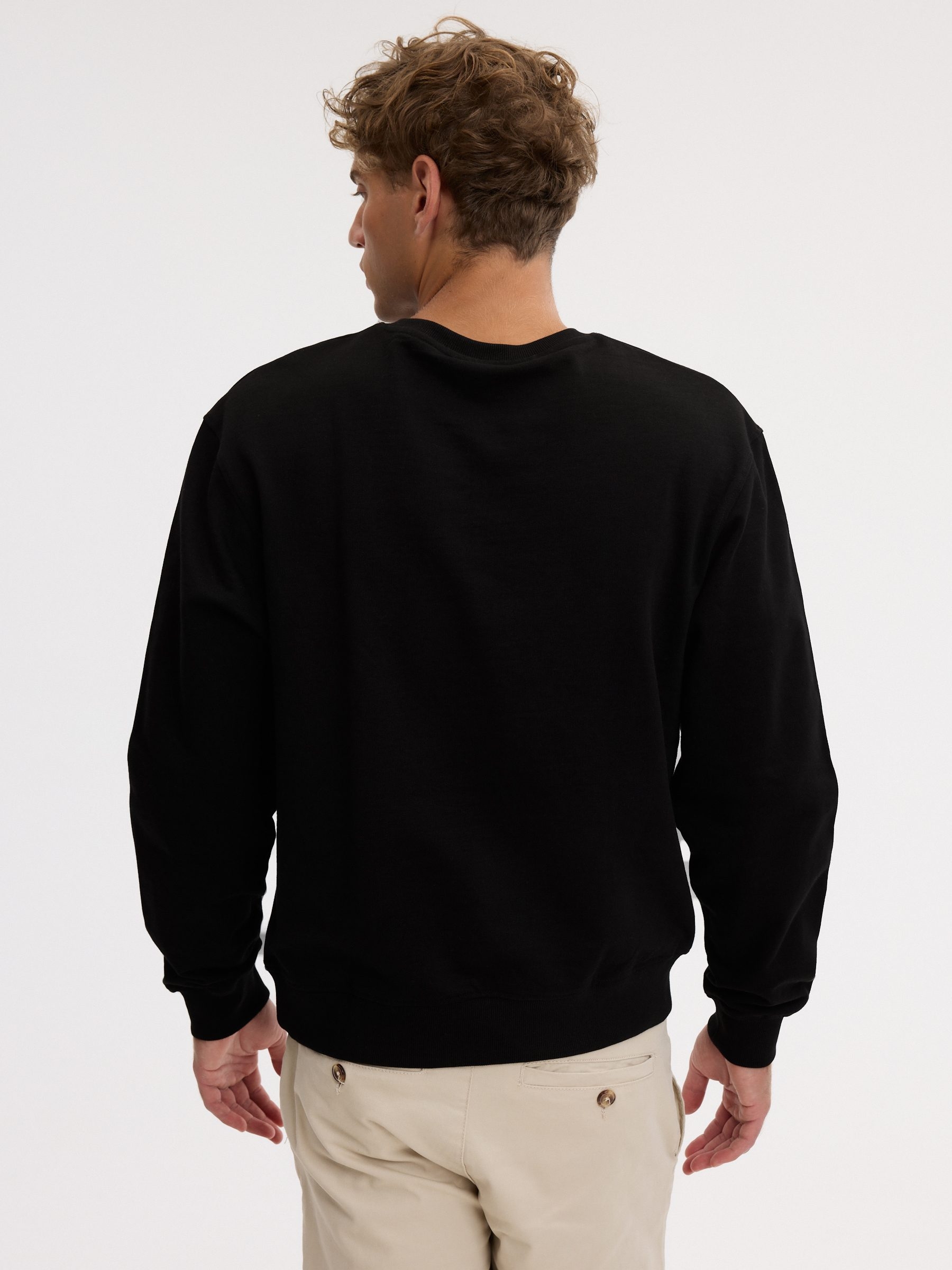 Basic oversized sweatshirt black middle front view