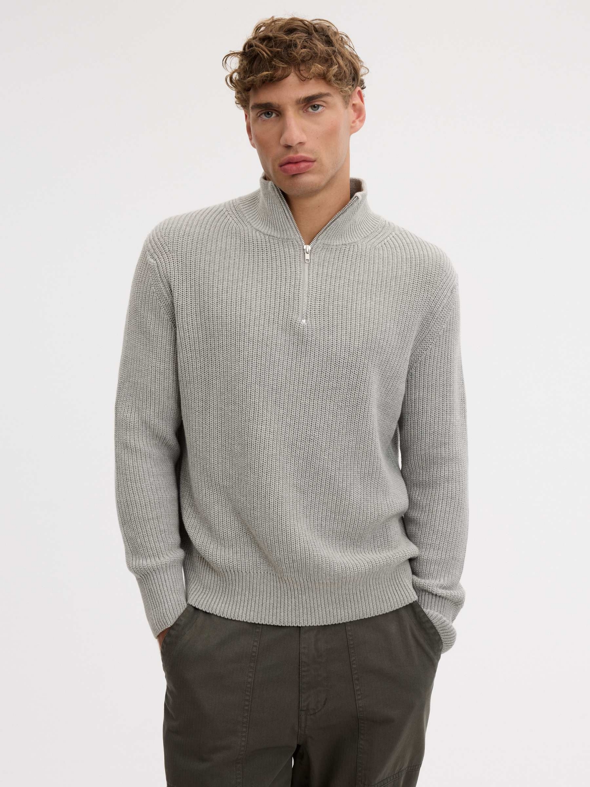Pearl-knit sweater with zipper melange grey middle front view