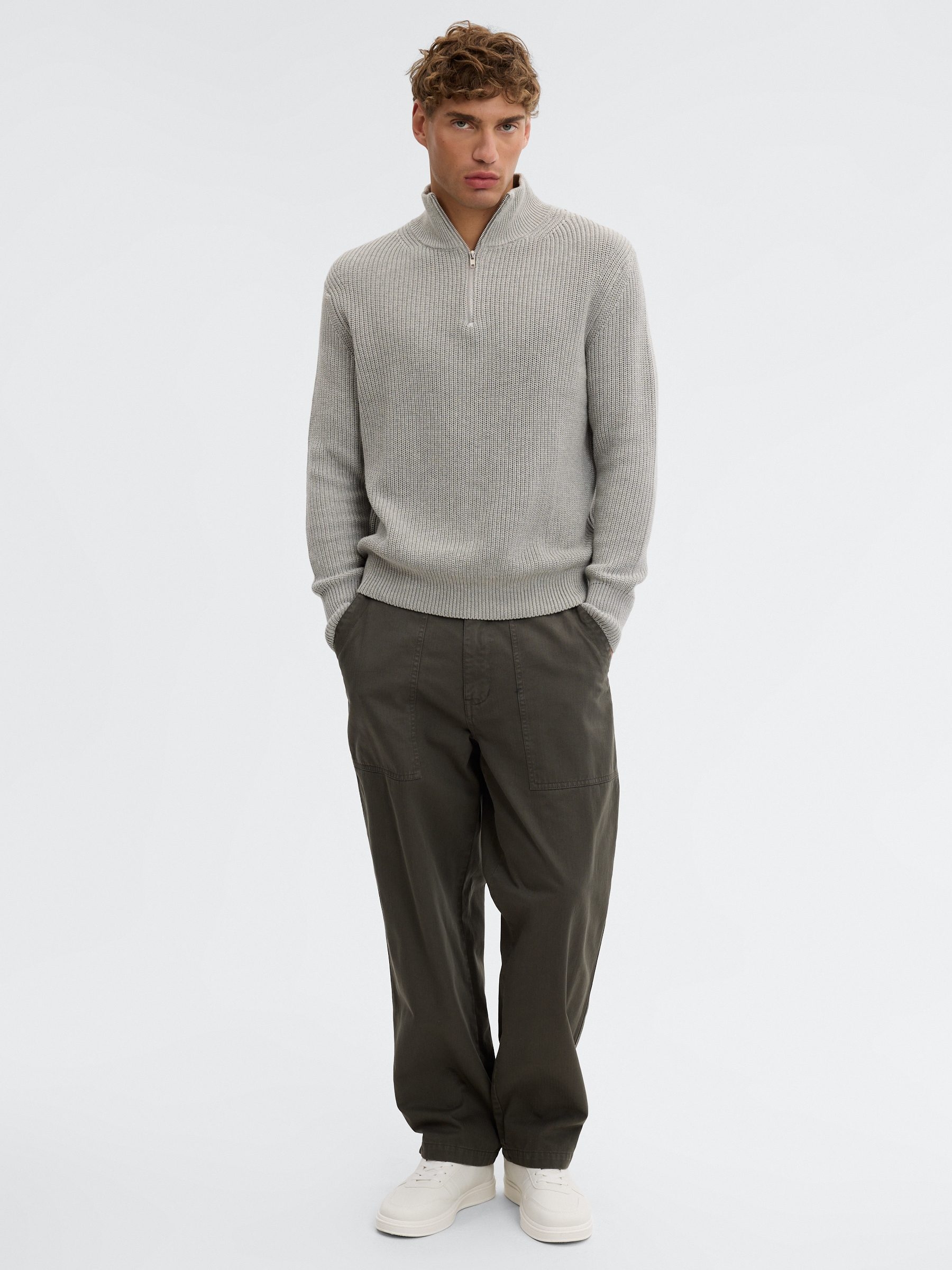 Pearl-knit sweater with zipper melange grey middle front view