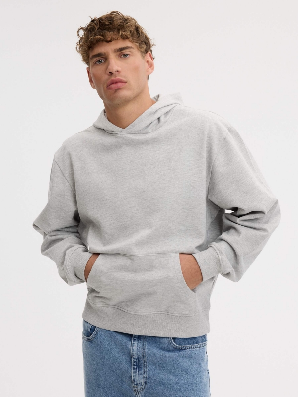 Sudadera capucha básica regular gris claro vista media frontal