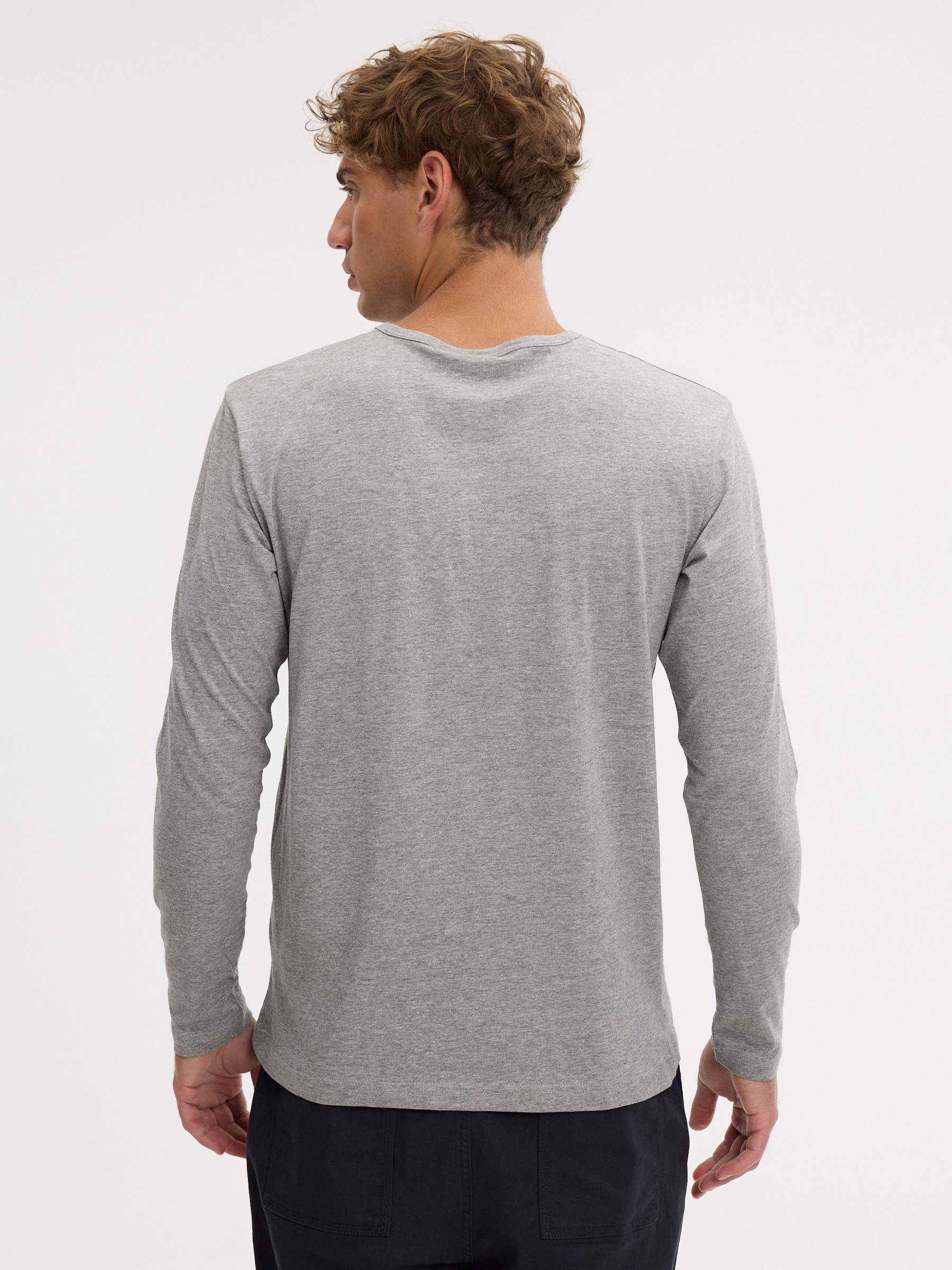 T-shirt básica de manga comprida cinza melange vista meia frontal