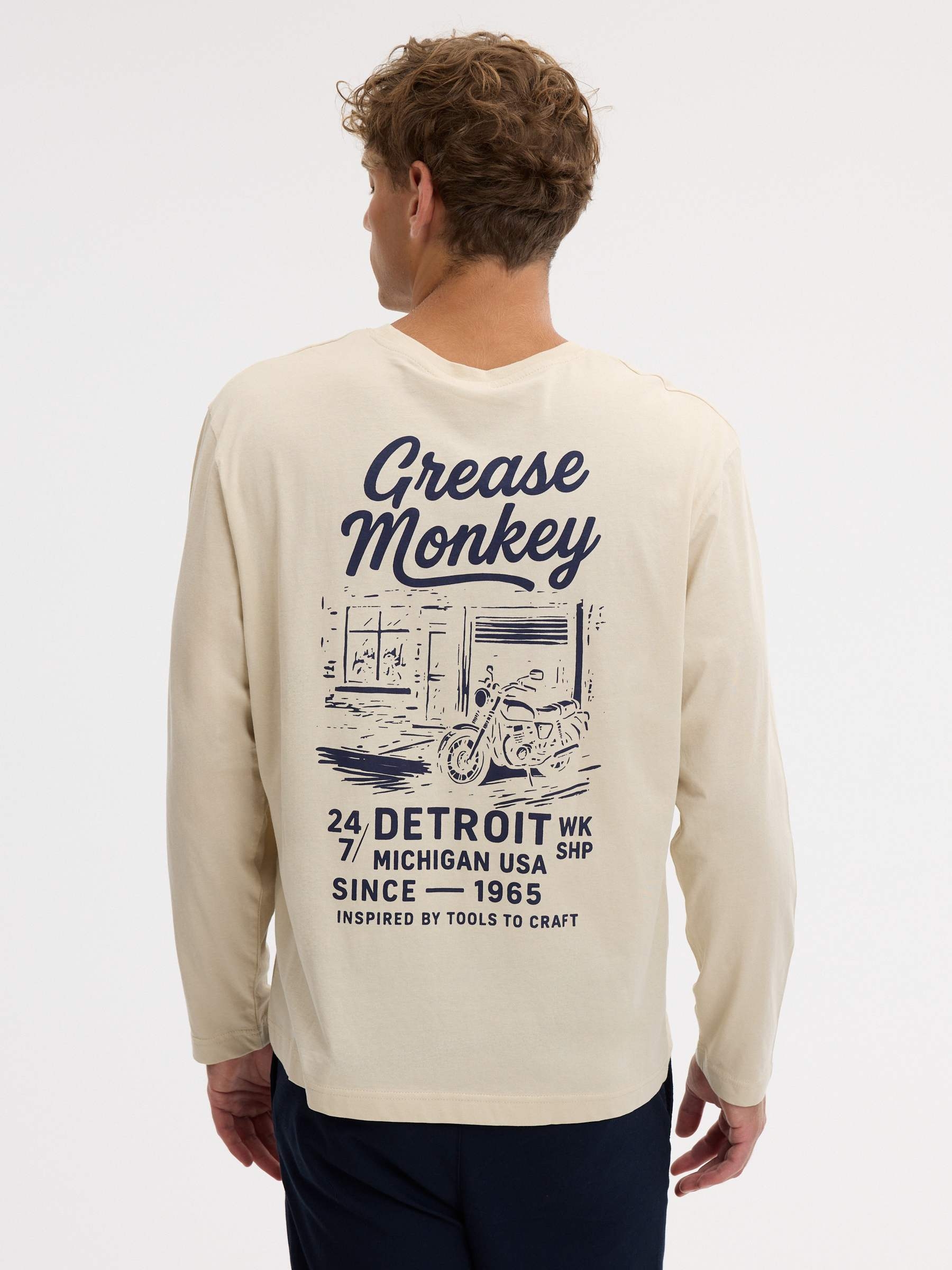 Long-sleeve motor T-shirt raw middle front view