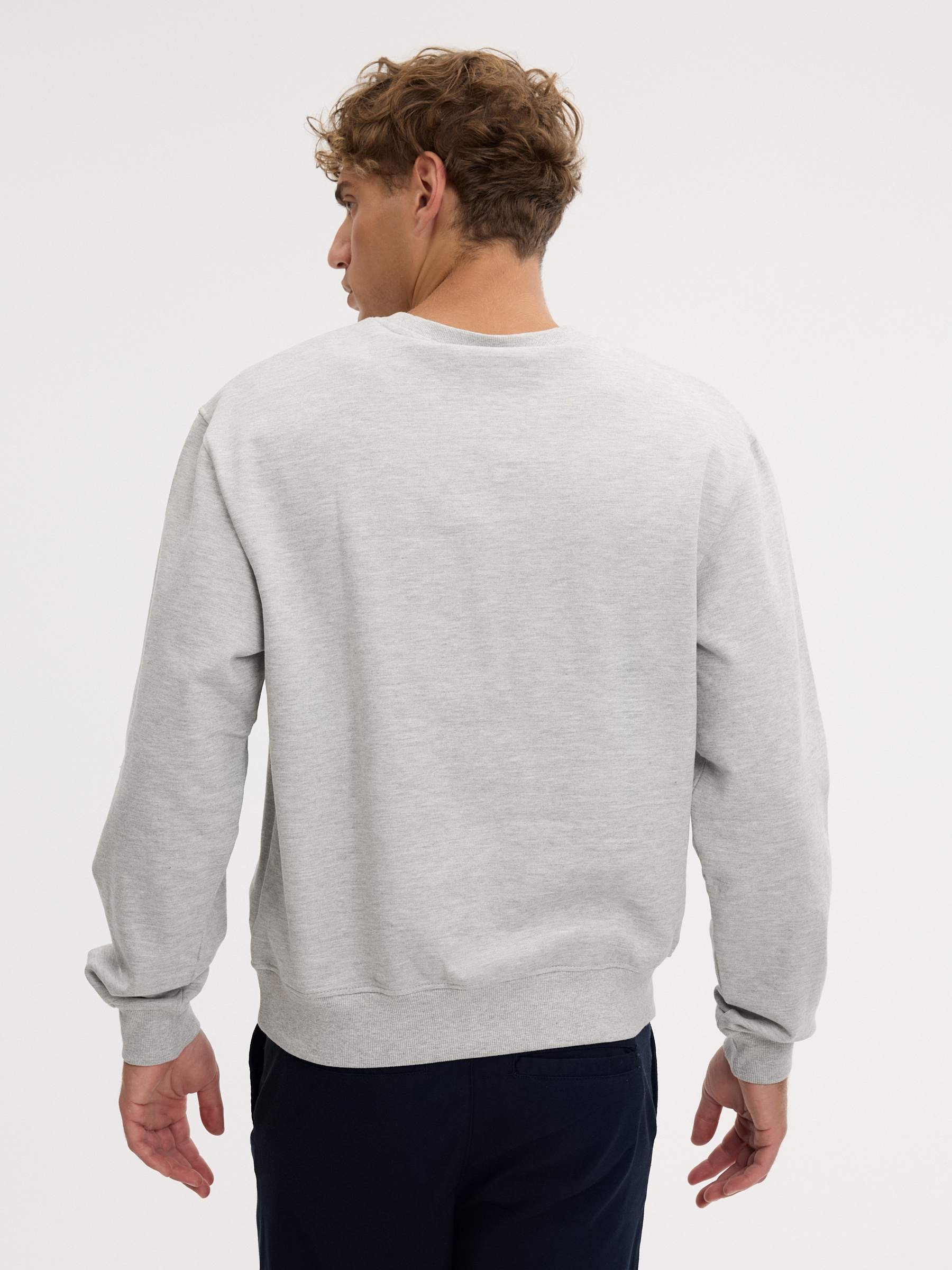 Sudadera básica oversize gris melange vista media frontal