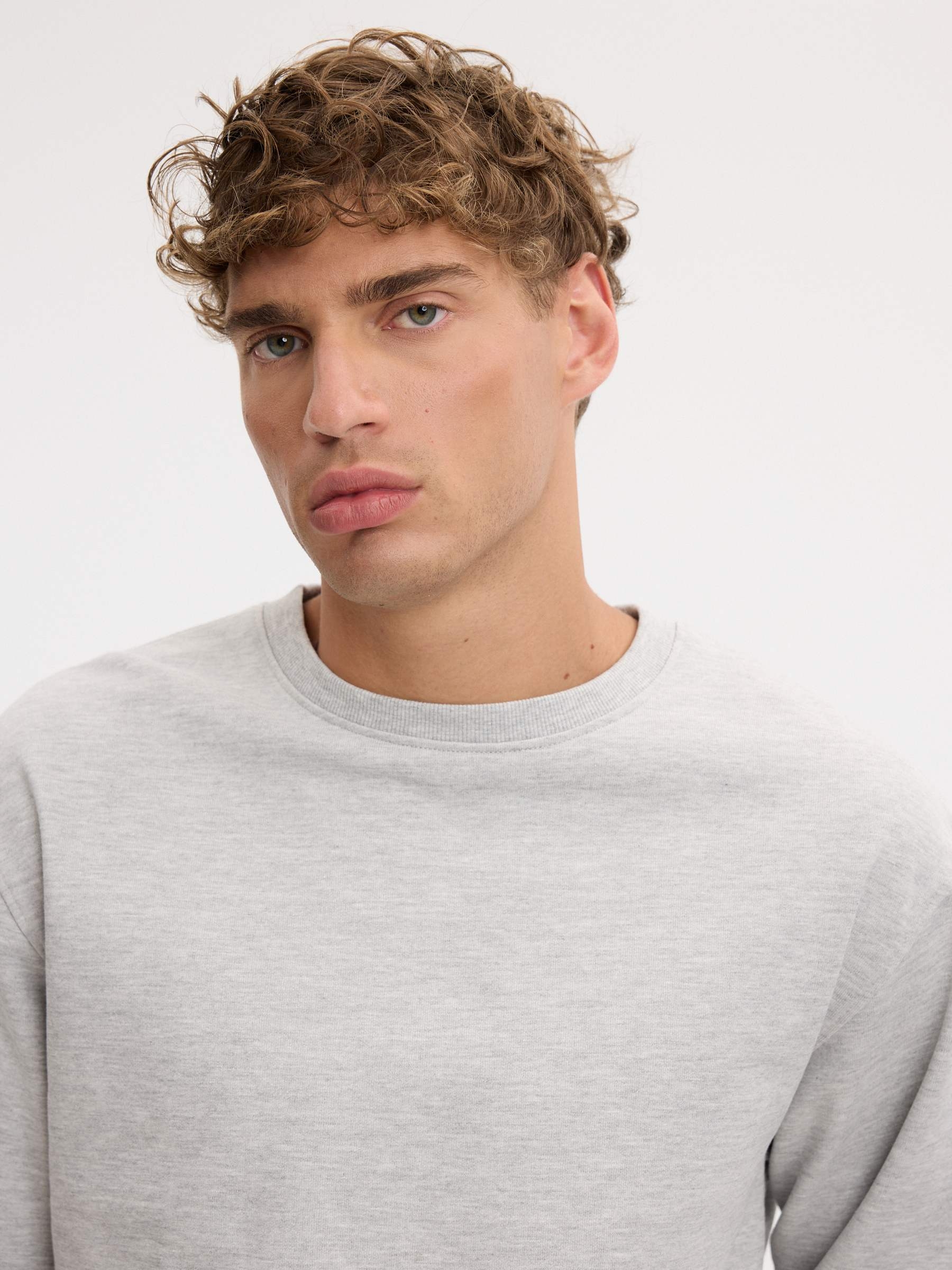 Basic oversized sweatshirt melange grey middle front view