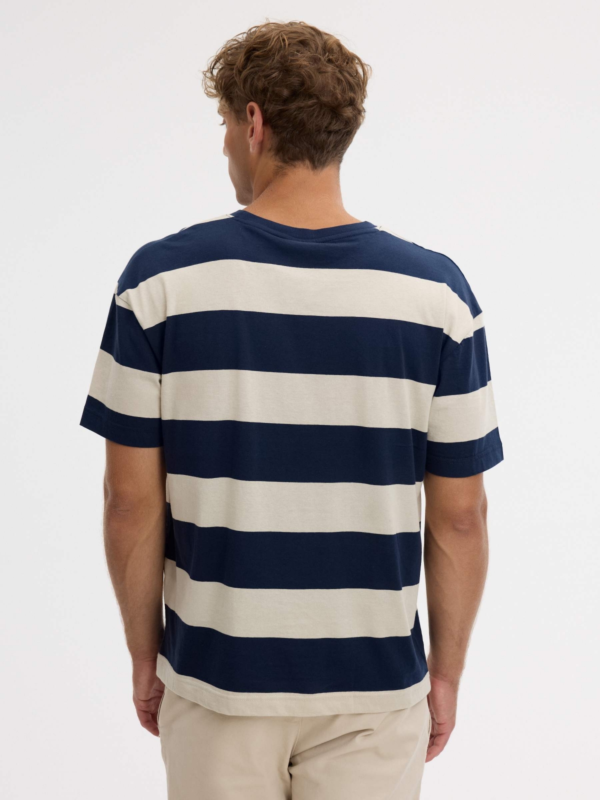 Camiseta rayas marineras azul marino vista media trasera