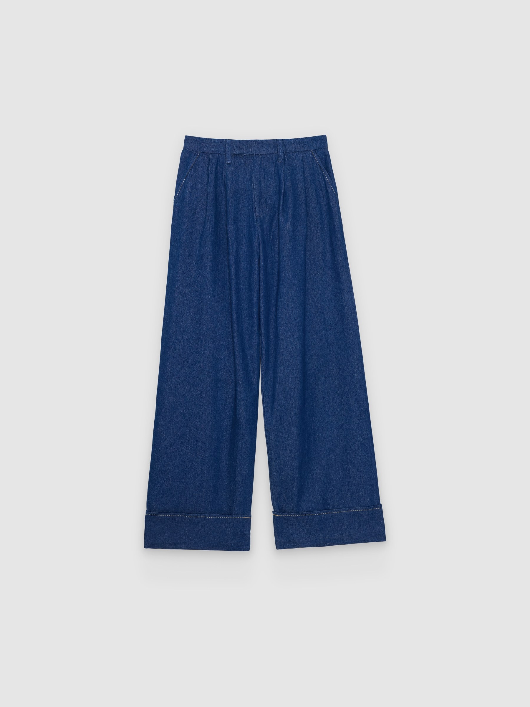 Jeans wide leg con pinzas azul oscuro vista general frontal