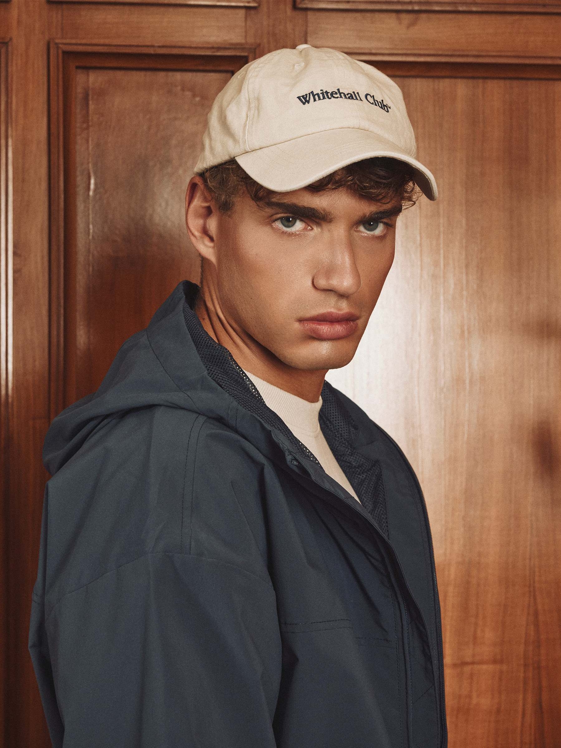 Whitehall baseball cap beige 45º front view