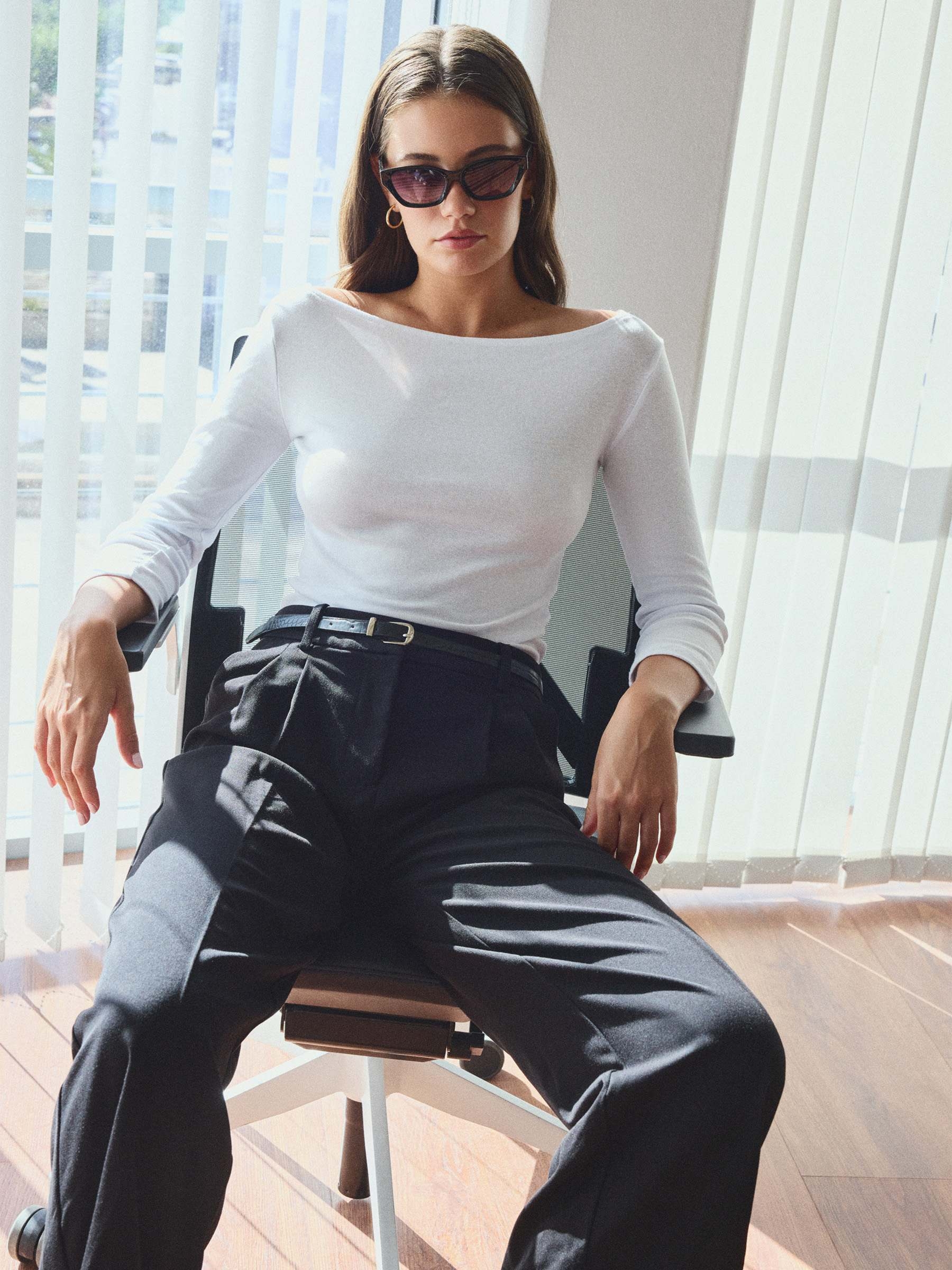 Basic boat neck cotton t-shirt white middle front view