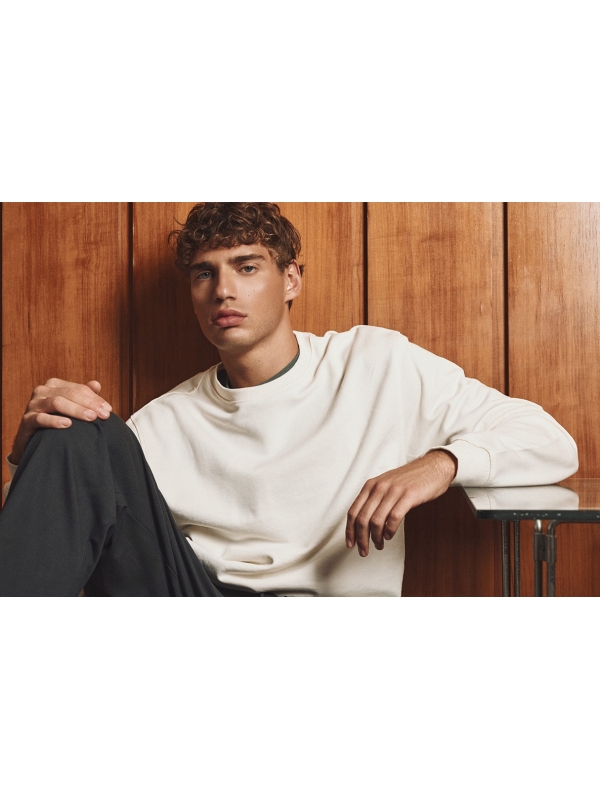  Basic oversized sweatshirt raw