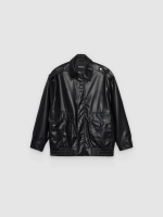 %Pto% Casaco biker oversized em pele sintética preto vista frontal
