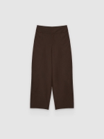 %Pto% Pantalón balloon pliegues tiro alto chocolate vista frontal