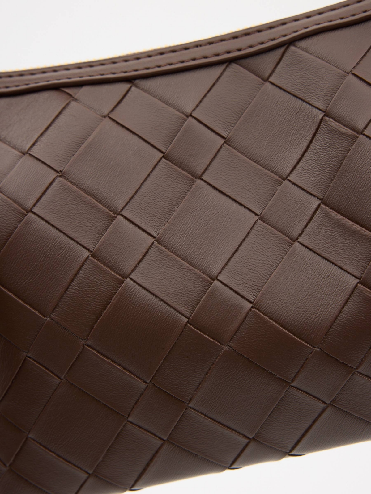Braided shoulder bag leather effect dark brown detail view