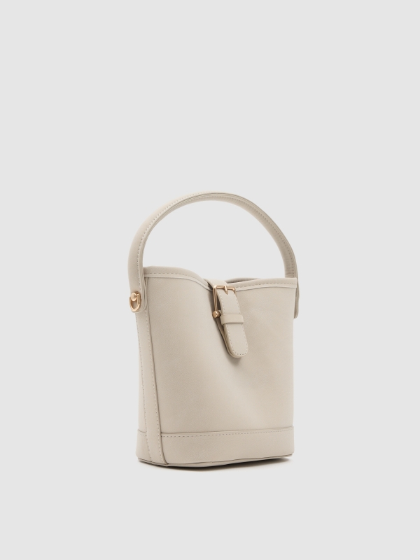 Bolsa tiracolo com fivela dourada bege vista geral traseira
