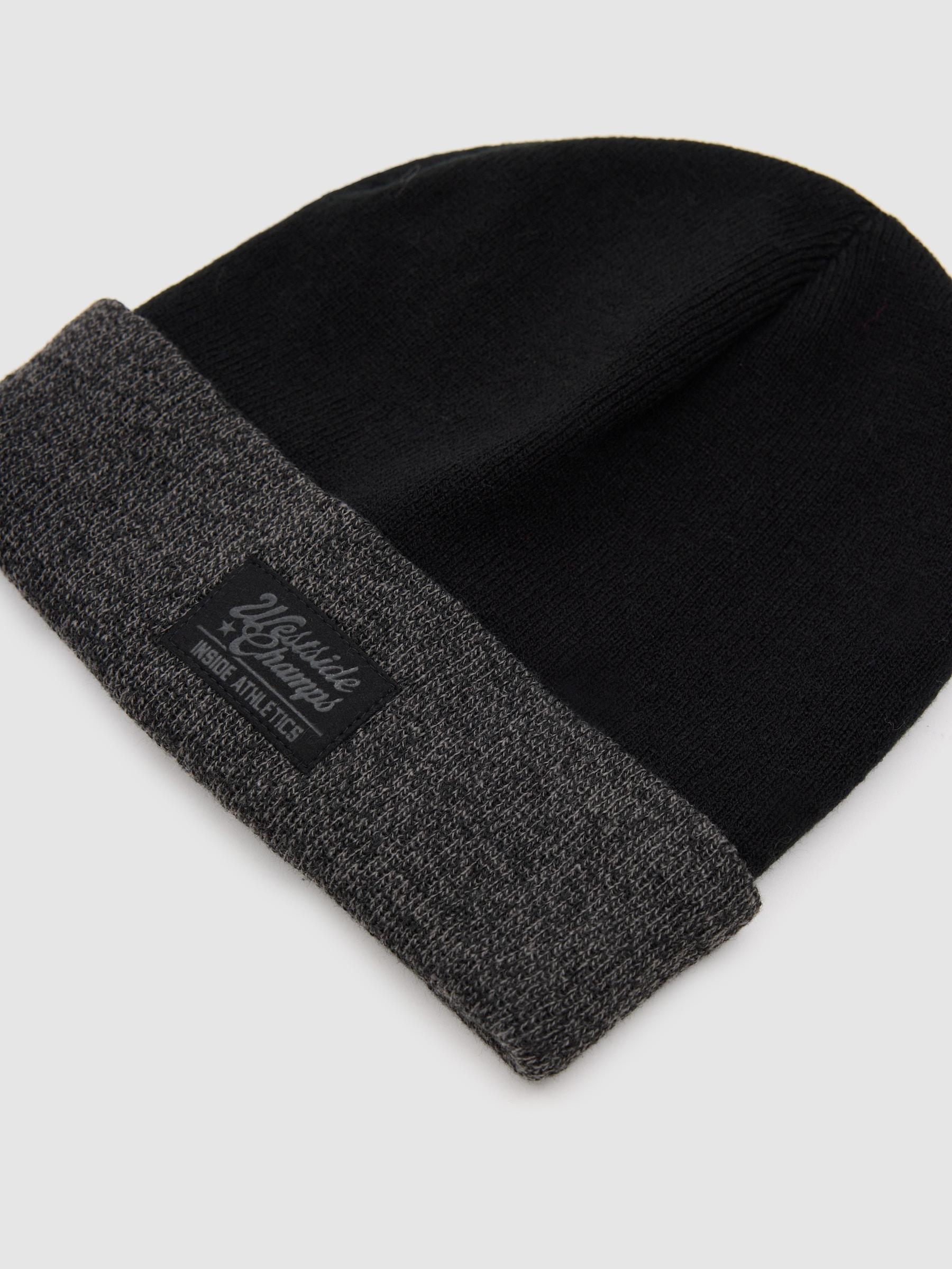 Gorro vuelta gris oscuro vista lateral frontal 45º