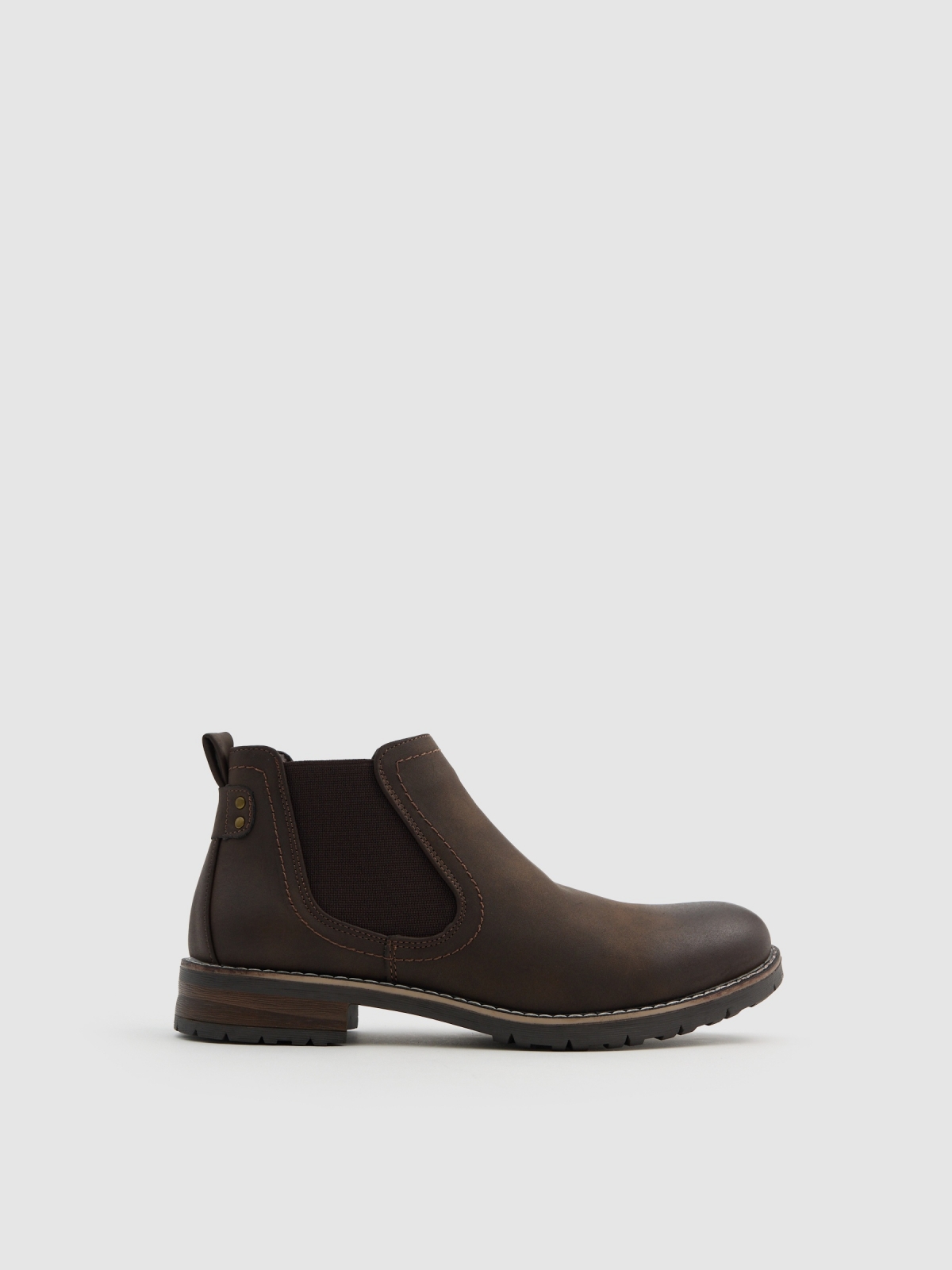 Bota chelsea efecto piel baja marrón