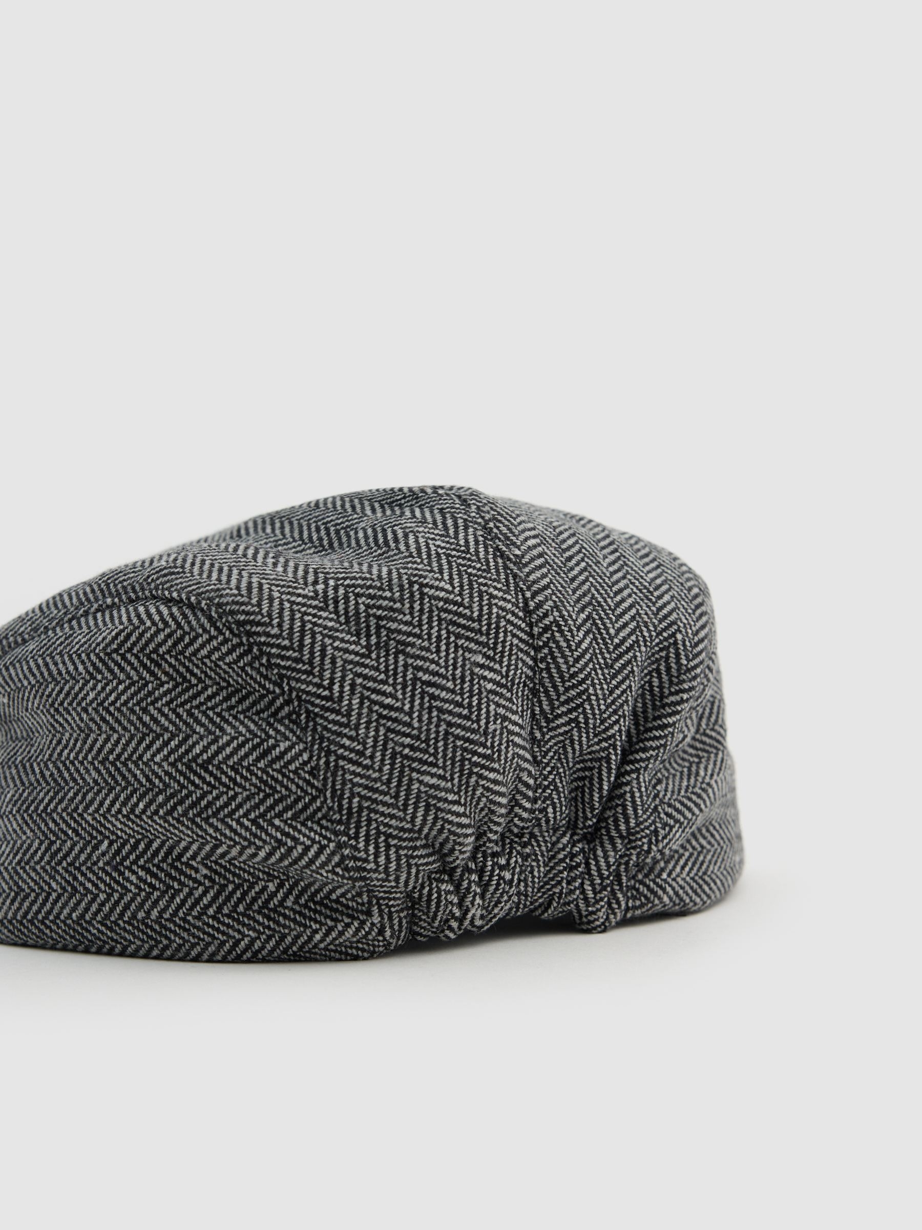 Newsboy cap herringbone grey 45º front view