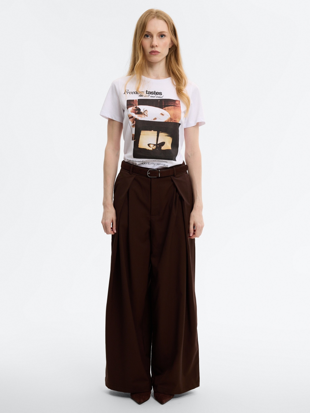 Pantalón maxi pinzas cinturón chocolate vista general frontal