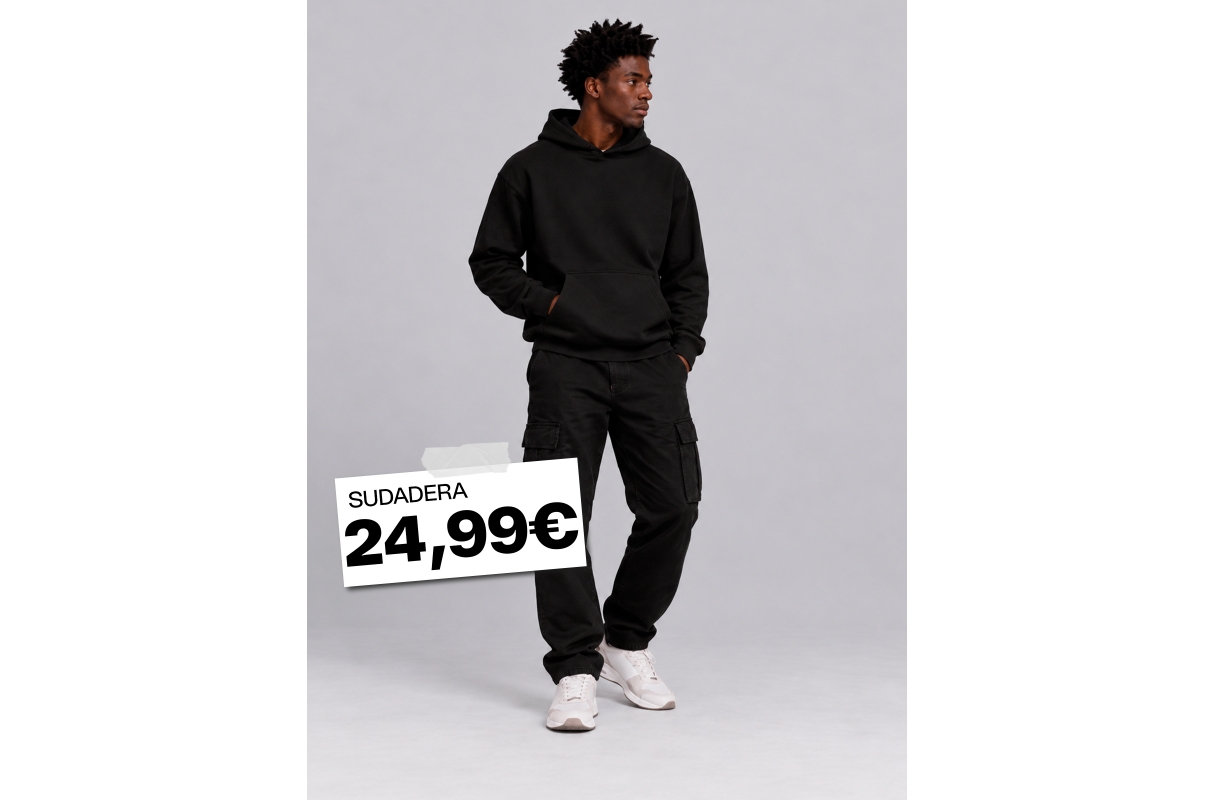 Basic regular hoodie black middle front view