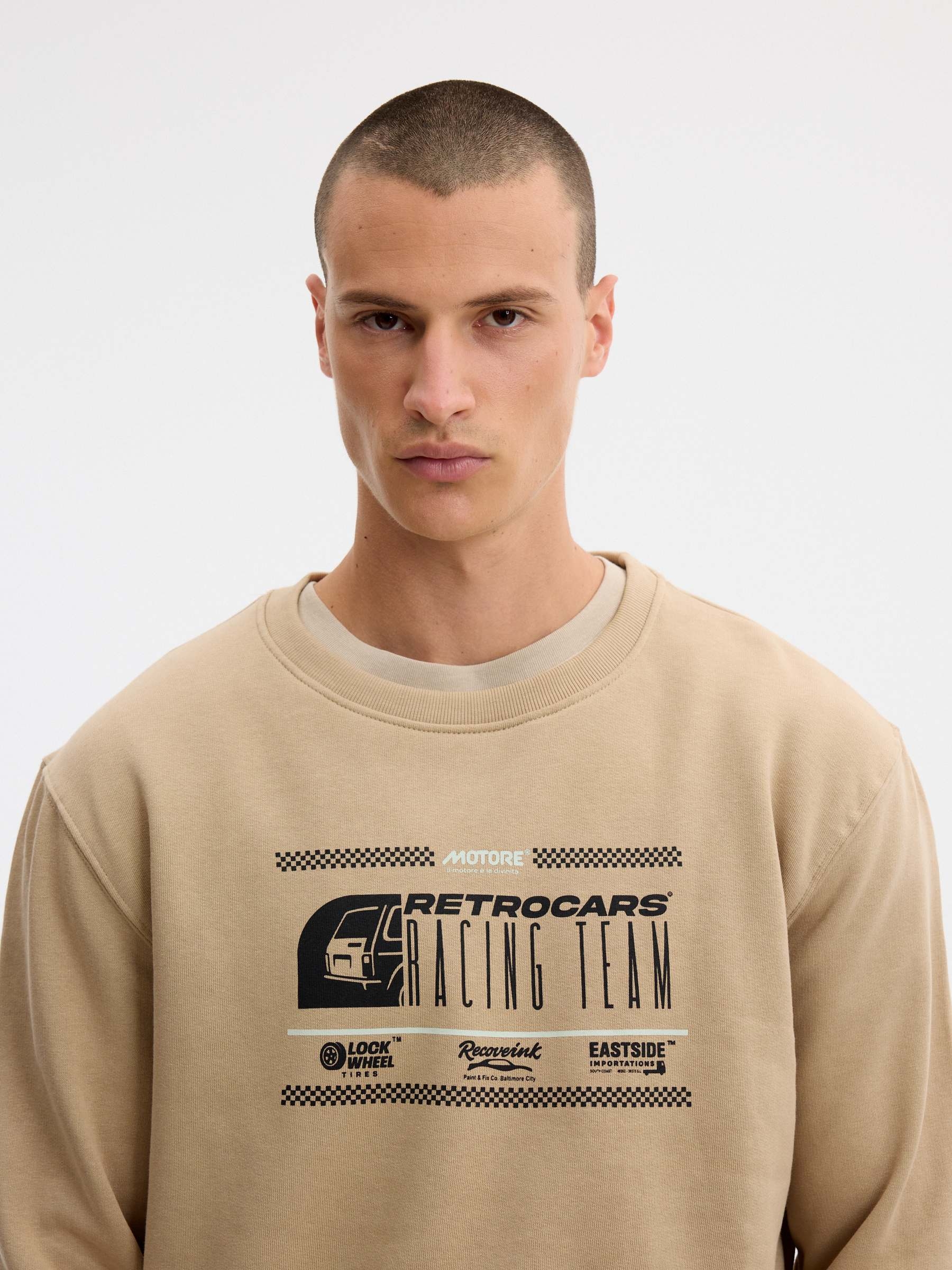 Sweatshirt estampada motor bege vista meia frontal