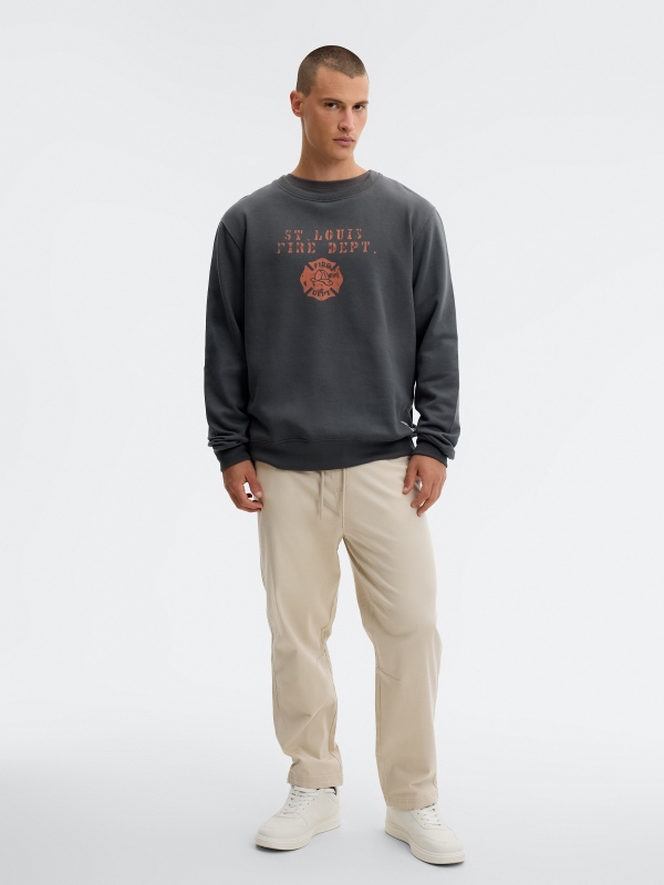 Sweatshirt com estampa fire azul marinho vista geral frontal
