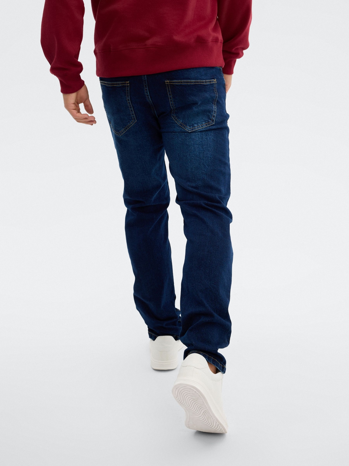 Sweatshirt com fecho semicisne lisa granada vista detalhe