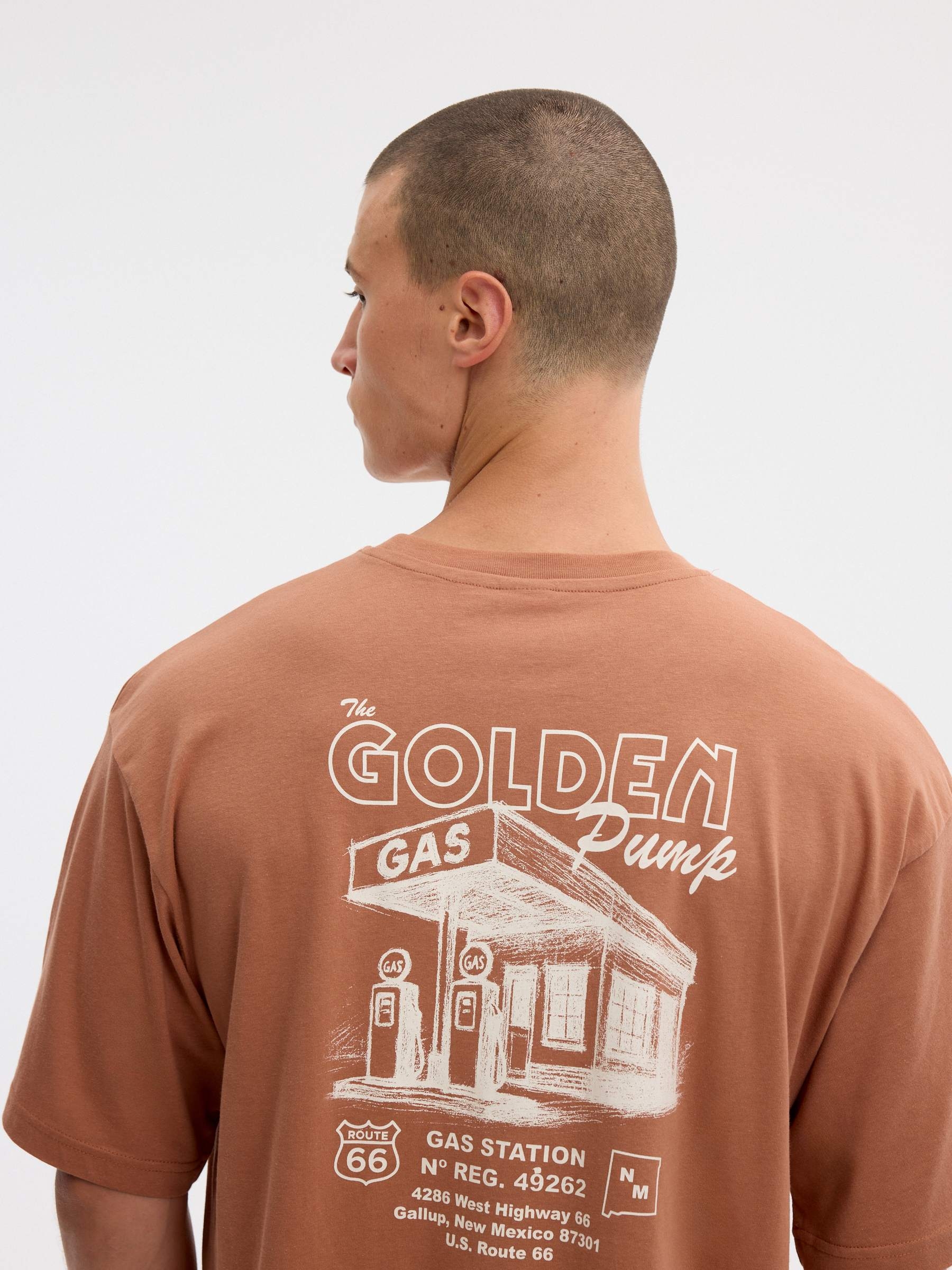 Camiseta oversize golden teja teja vista media frontal