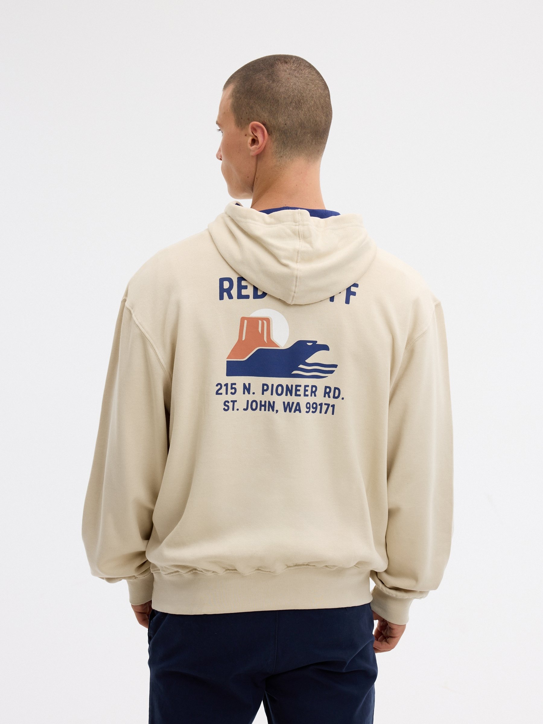 Sweatshirt com capuz bordado crua vista meia frontal