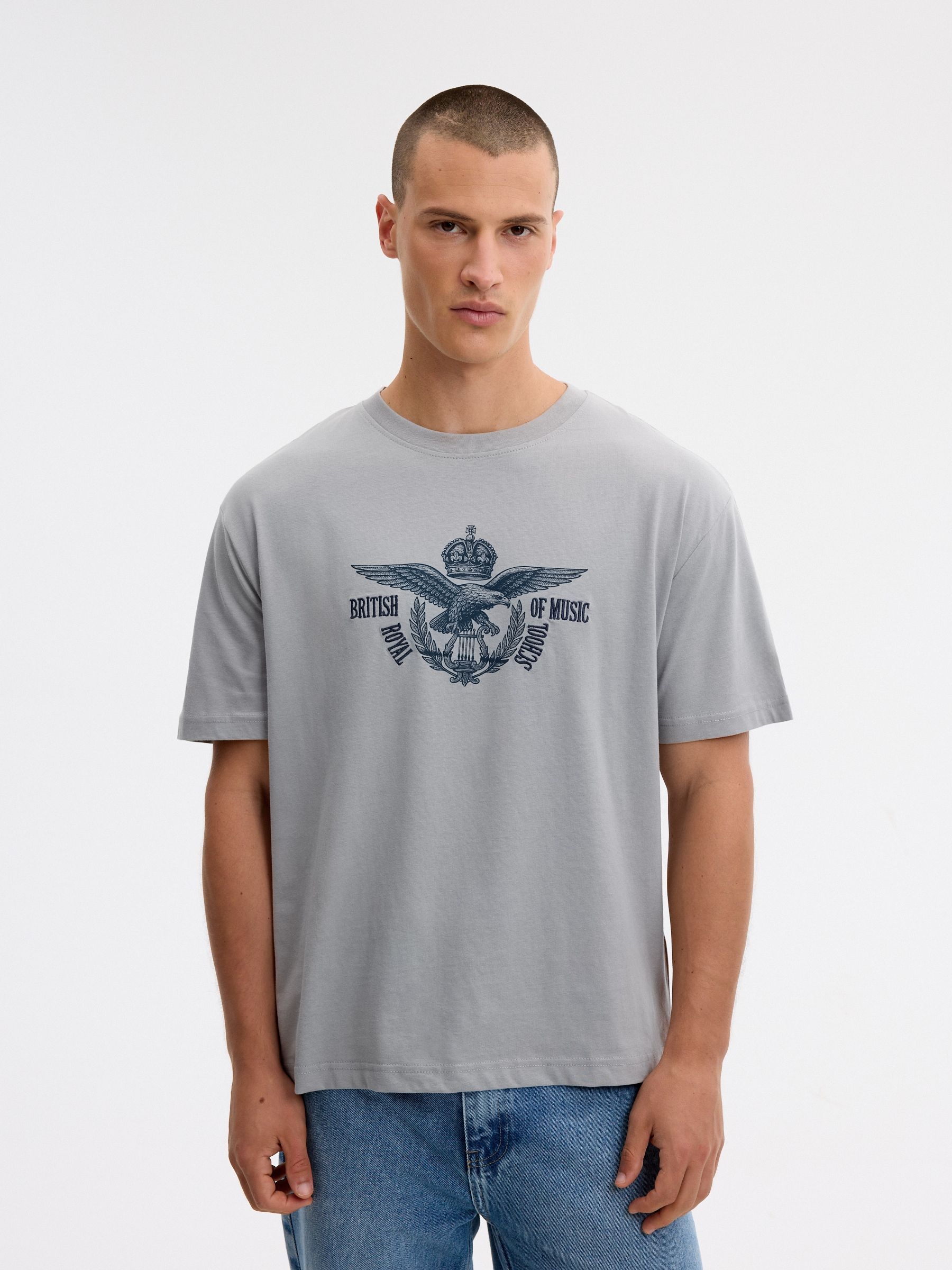 T-shirt estampada british cinza azulado vista meia frontal