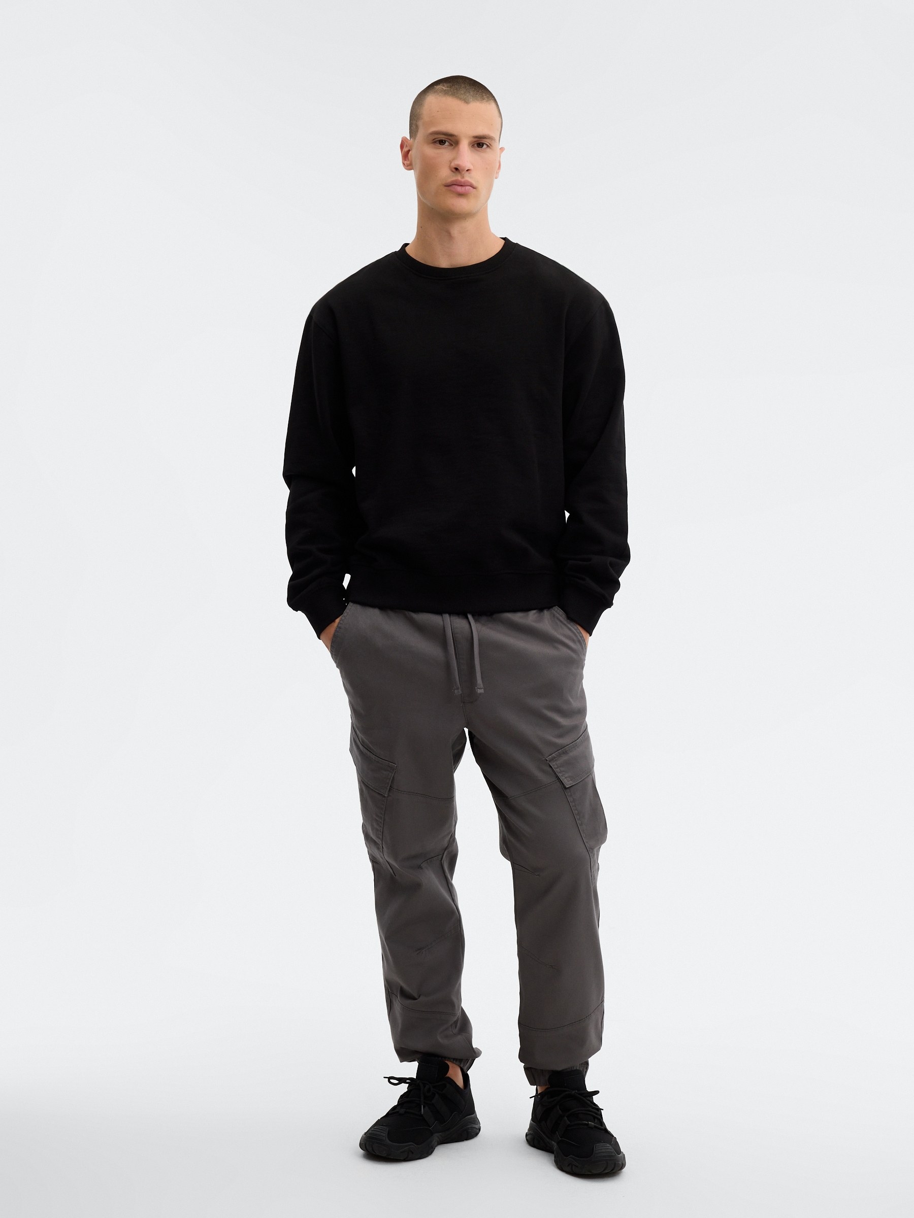 High-rise cargo jogger pants medium grey front view