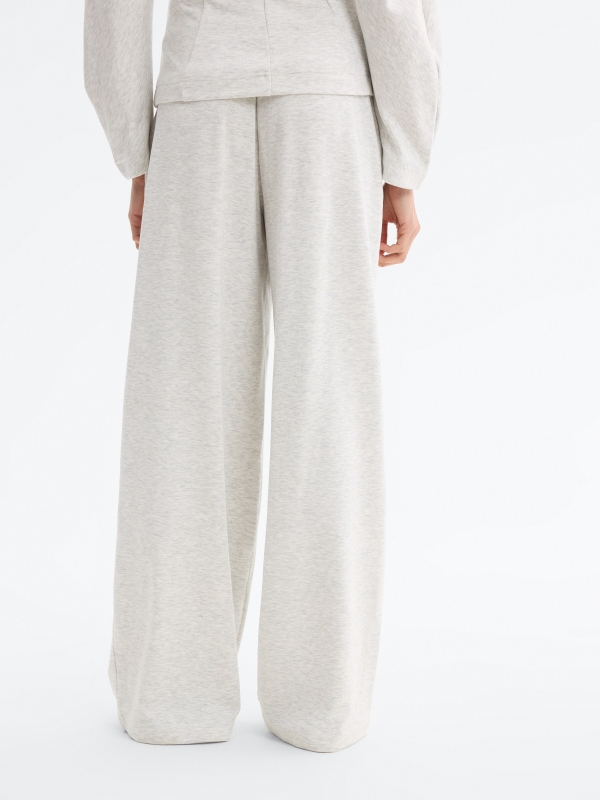 Pantalón fluido de viscosa melange claro vista detalle